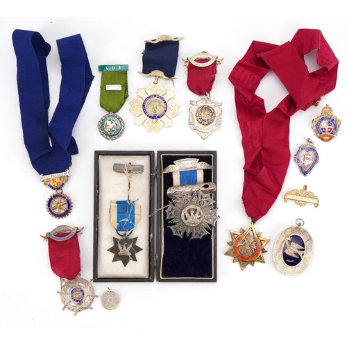 1947 - Collection of masonic and RAOB jewels, some silver and enamel including Independent Order of Oddfell... 