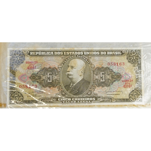 1945 - Collection of world banknotes