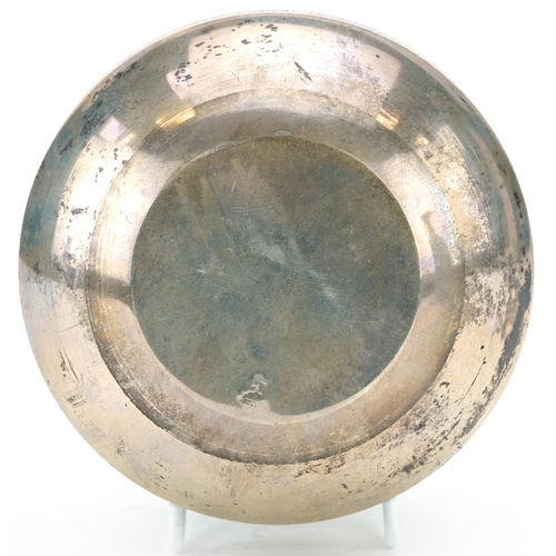 1879 - Circular Egyptian silver box and cover, 12cm in diameter, 236.8g