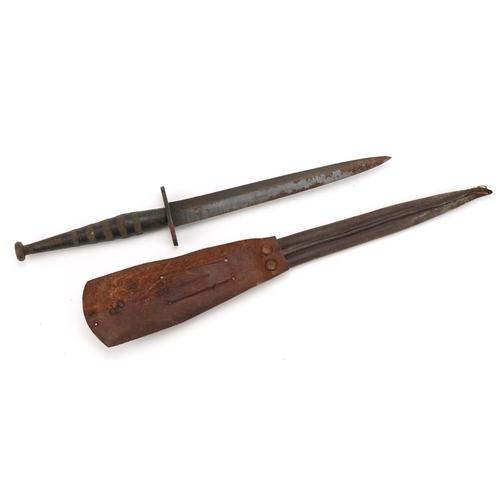 1776 - Military interest Fairburn Sykes fighting knife with leather sheath and steel blade, 31cm in length