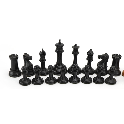 1403 - Jaques of London, boxwood and ebony Staunton pattern chess set, the largest pieces each 9cm high