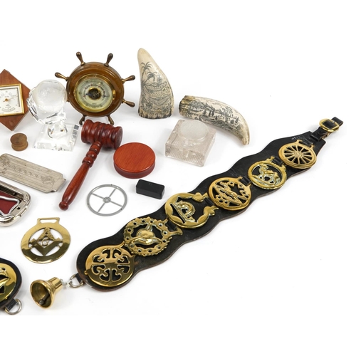 1481 - Sundry items including horse brasses, two Scrimshaw style faux teeth, gavel, gentlemen's razor, glas... 