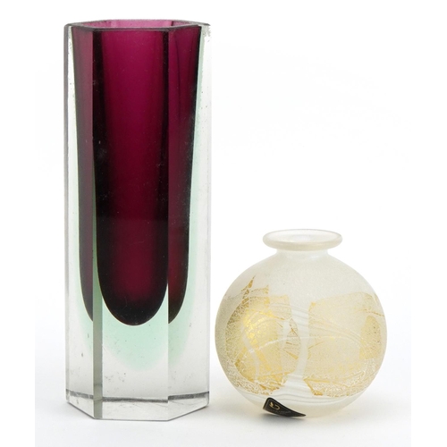 326 - Two art glass vases comprising a Murano Sommerso and Isle of Wight, the largest 14.5cm high