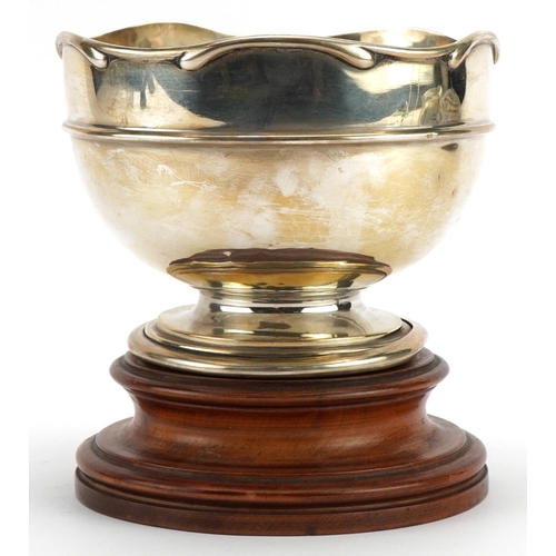 1805 - A & J Zimmerman Ltd, Edwardian silver pedestal bowl raised on a turned wood base, 13.5cm high x 12cm... 