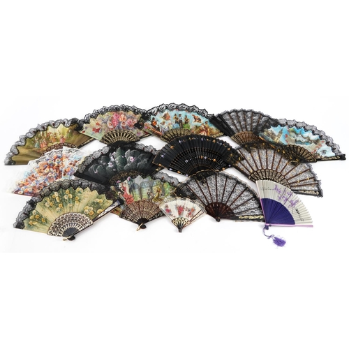 1704 - Fourteen vintage and later fans including some lace, the largest 26cm in length