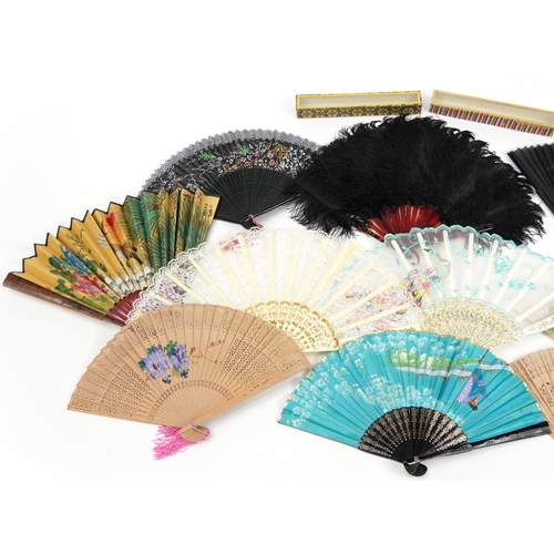 1703 - Fourteen vintage and later fans including some lace, the largest 30cm in length