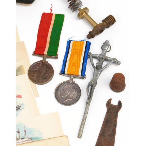 1800 - British military World War I Merchant Sailor's Ditty box including a World War I 1914-18 war medal a... 