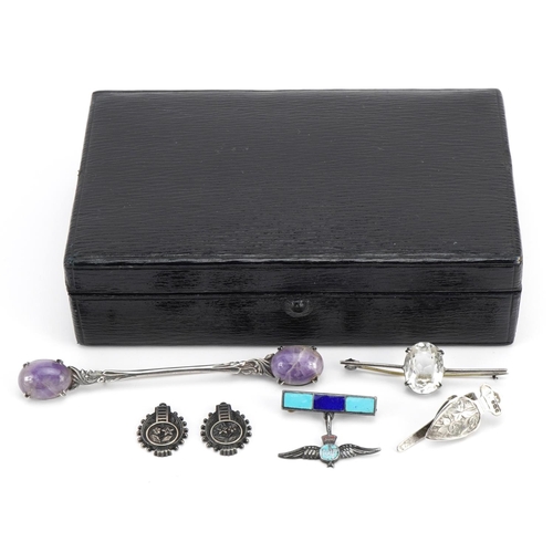 2614 - Victorian and later silver jewellery including military interest enamelled RAF brooch and amethyst s... 