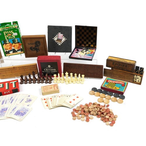 1433 - Selection of vintage games including wooden boxed bone Dominoes, Draughts, Chess, darts and cards