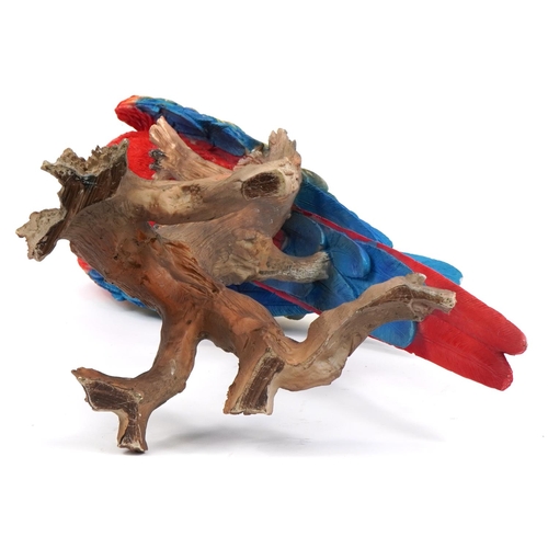 1174 - Large model of a blue macaw, 66cm high