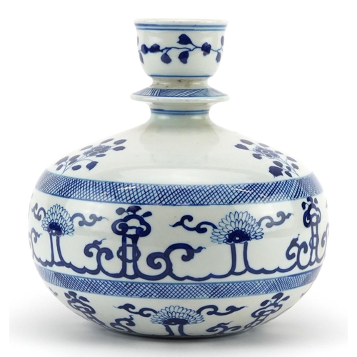 366 - Chinese Islamic blue and white porcelain hookah base hand painted with flowers, 20.5cm high