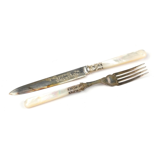 2785 - Set of twelve silver plated fish knives and forks housed in a Weir & Sons Dublin canteen with brass ... 