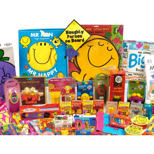 476 - Large collection of Mr Men collectables including soft toys, storage jars, kaleidoscope, organiser, ... 