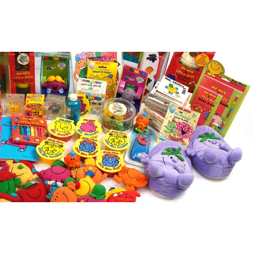 476 - Large collection of Mr Men collectables including soft toys, storage jars, kaleidoscope, organiser, ... 