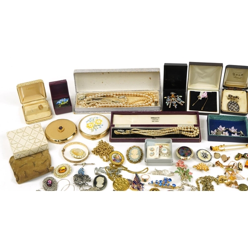 2645 - Vintage and later costume jewellery and compacts including simulated pearl necklaces, brooches, earr... 