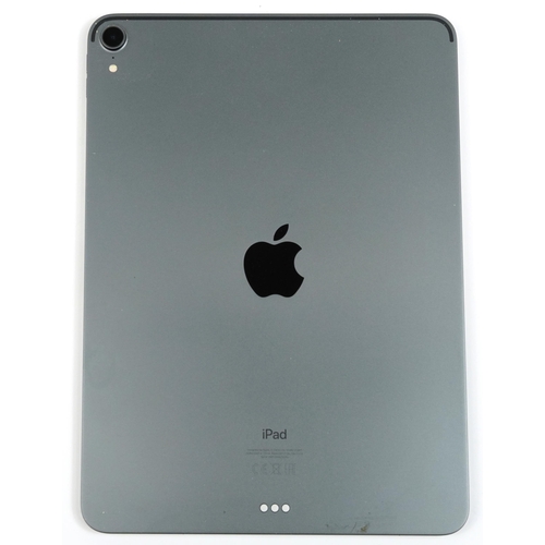 1160 - Apple iPad Pro with box, 11