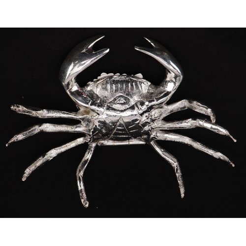 1221 - Novelty silver plated trinket box in the form of a crab, 12cm wide