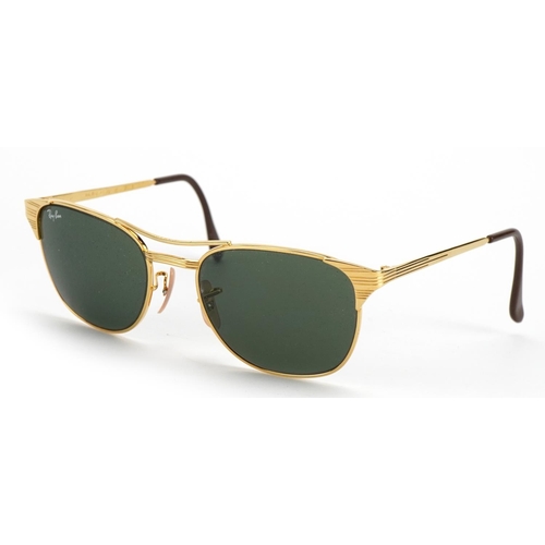 432 - Pair of Bausch & Lomb Ray Ban Signet sunglasses, the frame numbered 52019