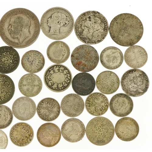 540 - British and world coinage including florins and threepences