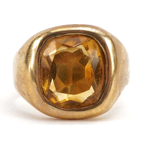 2078 - 9ct gold citrine signet ring, the citrine approximately 11.0mm x 9.5mm, size K, 6.1g