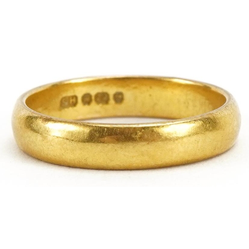 2296 - 22ct gold wedding band, size I, 3.5g