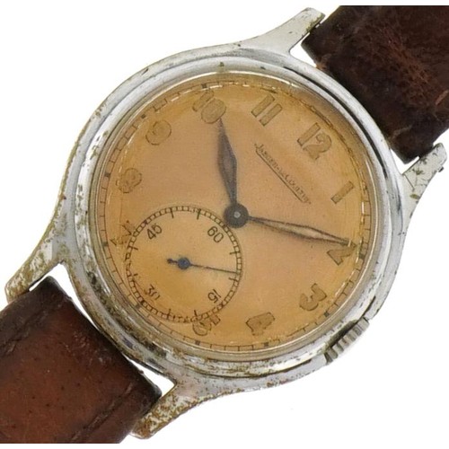 2095 - Vintage gentlemen's Jaeger LeCoultre wristwatch with subsidiary dial, the case numbered 556476, the ... 