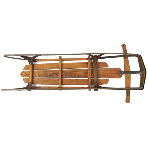 1037 - Vintage Flexible Flyer Super Steering wooden and metal sled, 131cm in length