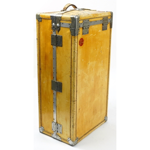 1059 - Metal bound steamer trunk, 40cm H x 106cm W x 57cm D