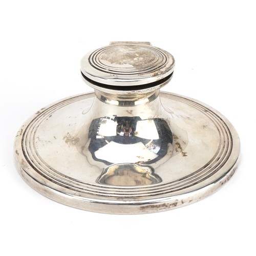 2667 - George V silver capstan inkwell with glass liner, indistinct maker's mark, Birmingham 1922, 10cm in ... 