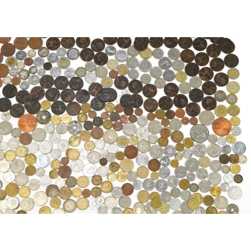 566 - 19th century and later British and world coinage and banknotes including pennies