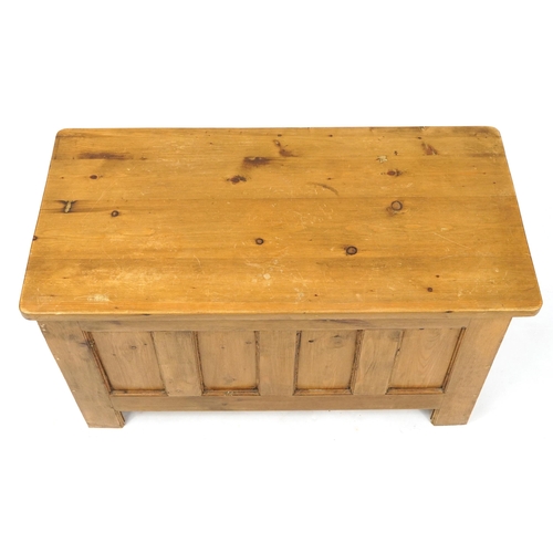 1063A - Rectangular pine blanket box with hinged lid, 54cm H x 91cm W x 47cm D