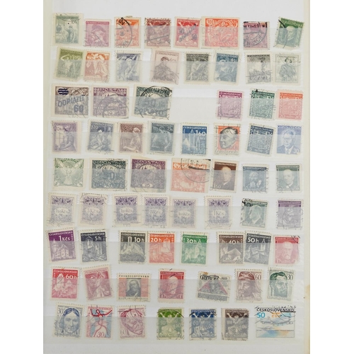 2536 - World stamps arranged in thirteen albums including Great Britain, South Africa, USA, Canada, Isle of... 