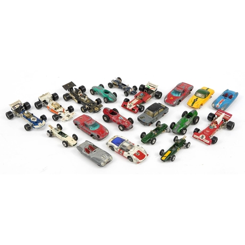 2040 - Vintage Corgi diecast vehicles including Formula 1 cars, Ferrari Berlinetta and Hillman Imp