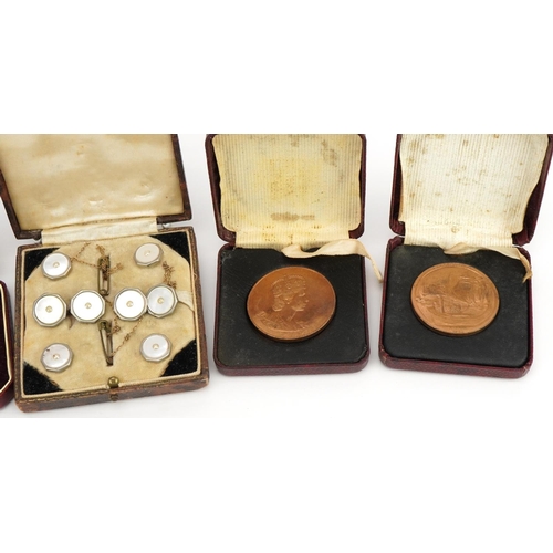 2460 - Coins, medallions, cufflinks and studs including United States of America 1991 one ounce silver doll... 