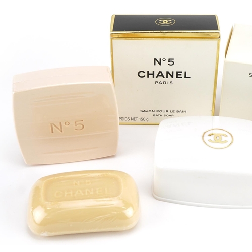 81 - Chanel no 5 toiletries including two bath soaps with boxes