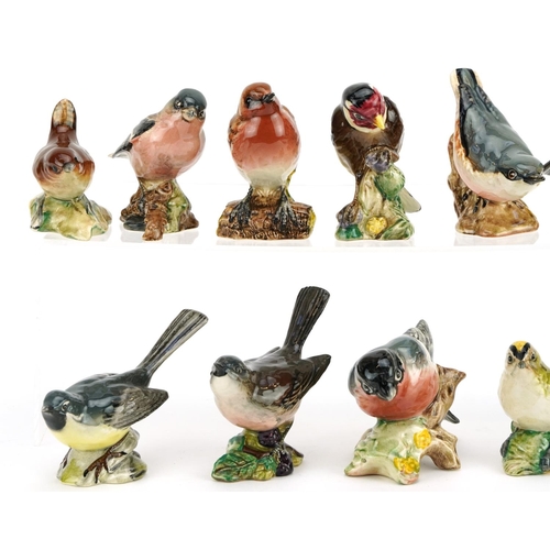 1192 - Eleven Beswick birds including Nuthatch, Grey Wagtail and Goldcrest, the largest 8.5cm high