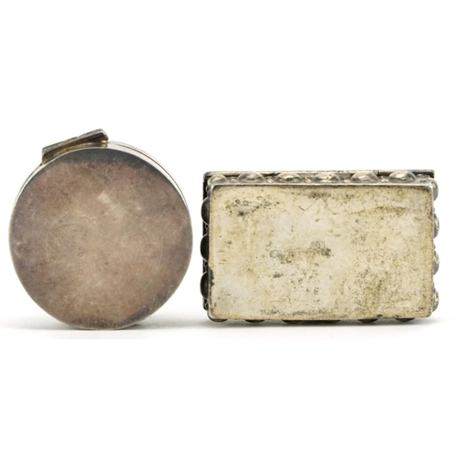 303 - Two Persian silver pillboxes with hinged lids, the largest 4.5cm wide, total 34.2g