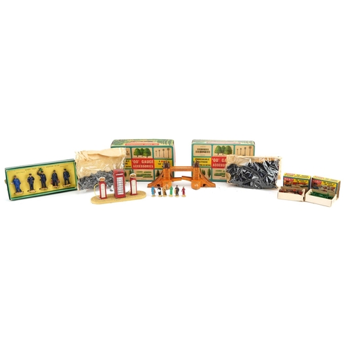 2043 - Vintage toys, some diecast including Dinky Toys model railway O gauge Station Staff no 1 with box, E... 