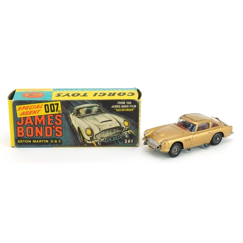 2015 - Vintage Corgi Toys diecast James Bond 007 Aston Martin DB5 261 with two figures, special instruction... 