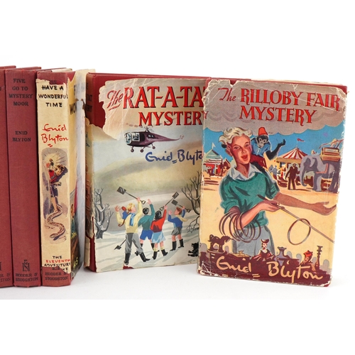 2291 - Eight vintage Enid Blyton hardback books, three with dust jackets, including Five Have a Wonderful T... 