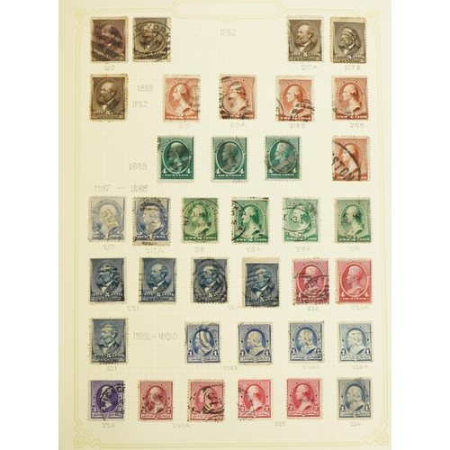 2522 - Album of USA stamps