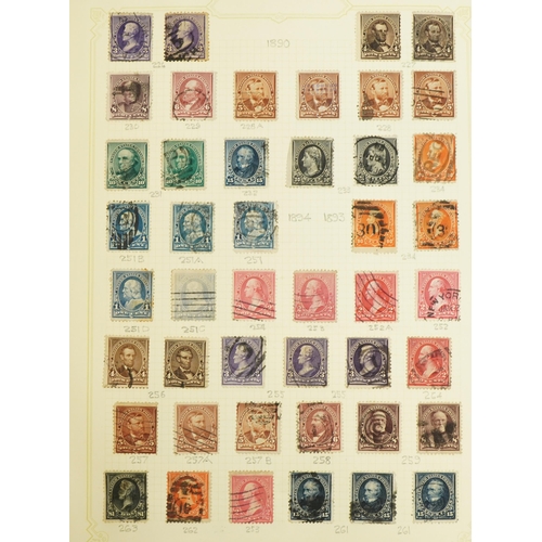 2522 - Album of USA stamps