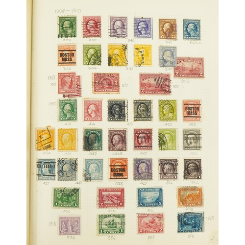 2522 - Album of USA stamps