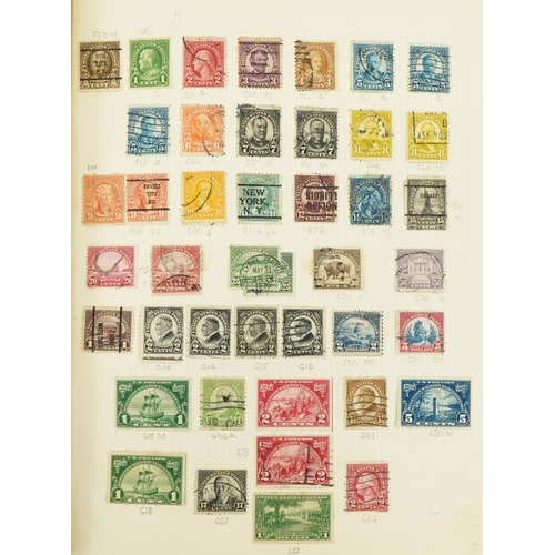 2522 - Album of USA stamps