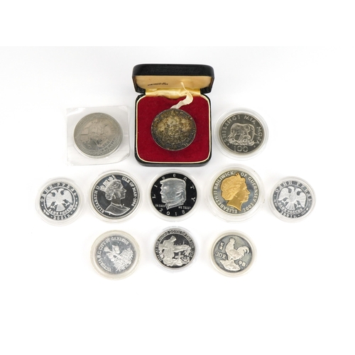 2465 - Various coinage, some silver, including 1966 Yemen Royalist crown, Isle of Man D Day crown and Baili... 