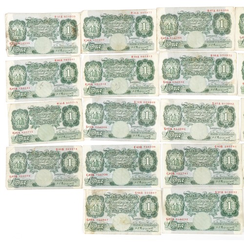 2490 - Twenty three Bank of England one pound notes, each Chief Cashier K O Peppiatt, various serial number... 