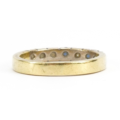 3019 - 18ct gold diamond and sapphire half eternity ring, each diamond approximately 2.8mm in diameter, siz... 