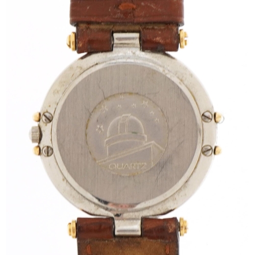 3053 - Omega, gentlemen's Omega Constellation quartz wristwatch with date aperture, the case 32mm in diamet... 