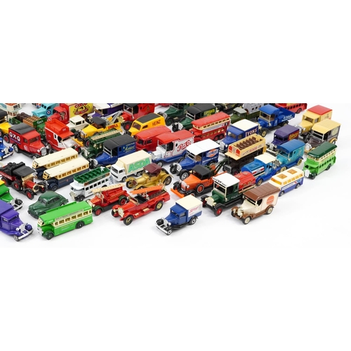 1693 - Collection of diecast collector's vehicles including Matchbox, Lledo and Corgi