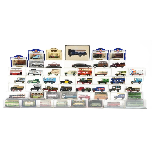 1689 - Collection of diecast collector's vehicles, some with boxes, including Omnibus, Corgi and Matchbox